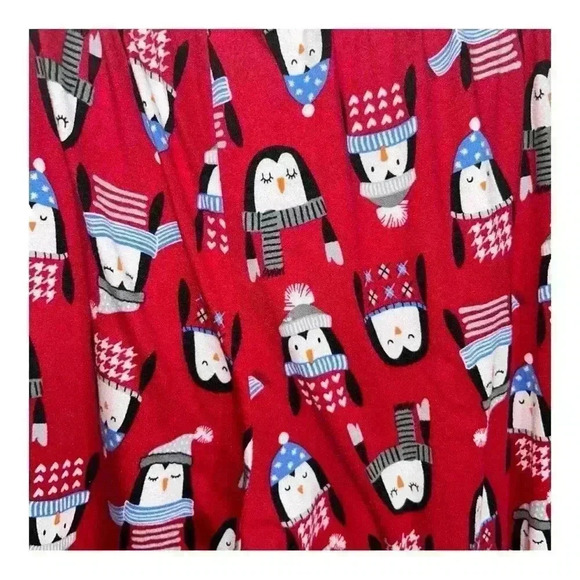 Secret Treasures Women’s Sz M 8 Pajama Pants Joggers Penguin Red Soft pre-loved - Picture 3 of 5